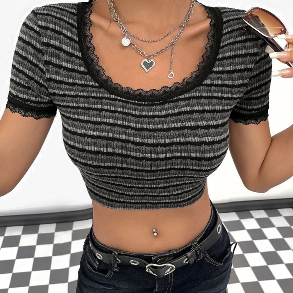 Stripped Crop Top